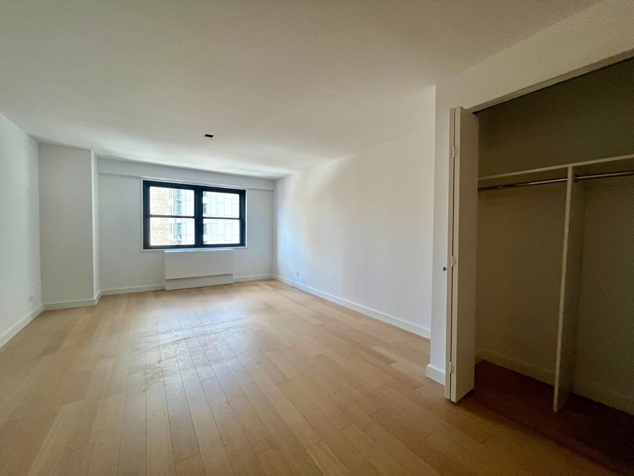 E 39th St #23E - Photo 4 of 13