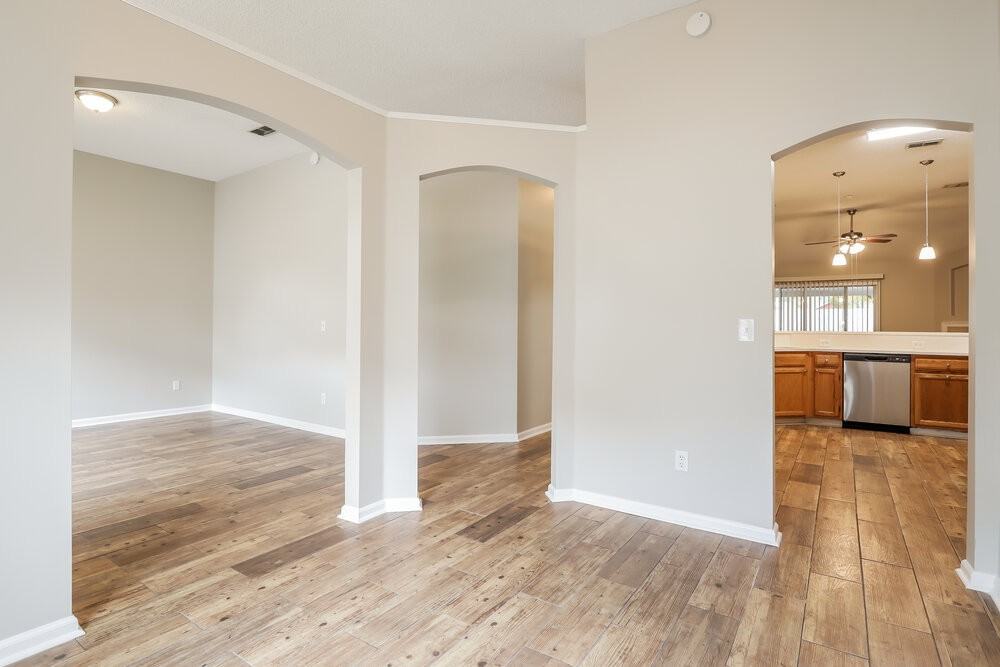 9641 Pritmore Rd E - Photo 6 of 16