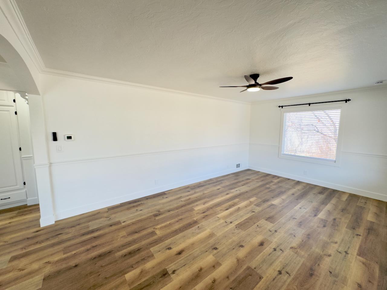 1657 N 400 W - Photo 3 of 11