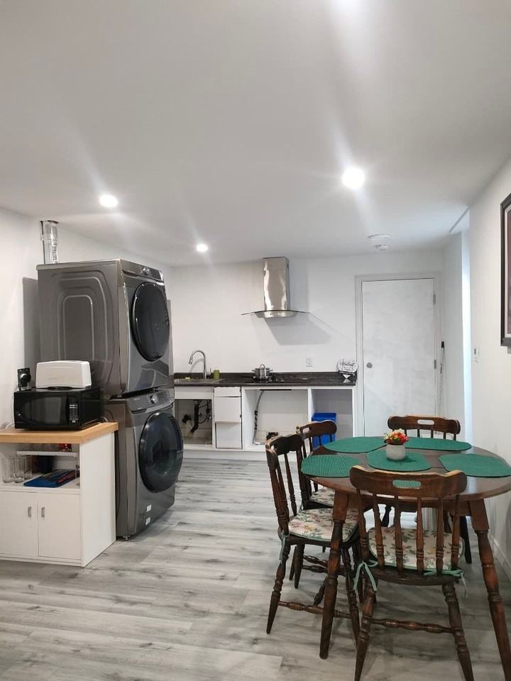 910 Marigold Street - Photo 3 of 16