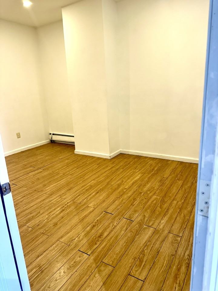 32 Elizabeth Avenue #2 fl - Photo 6 of 9