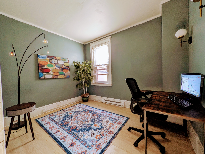 100 East - Photo 2 of 14