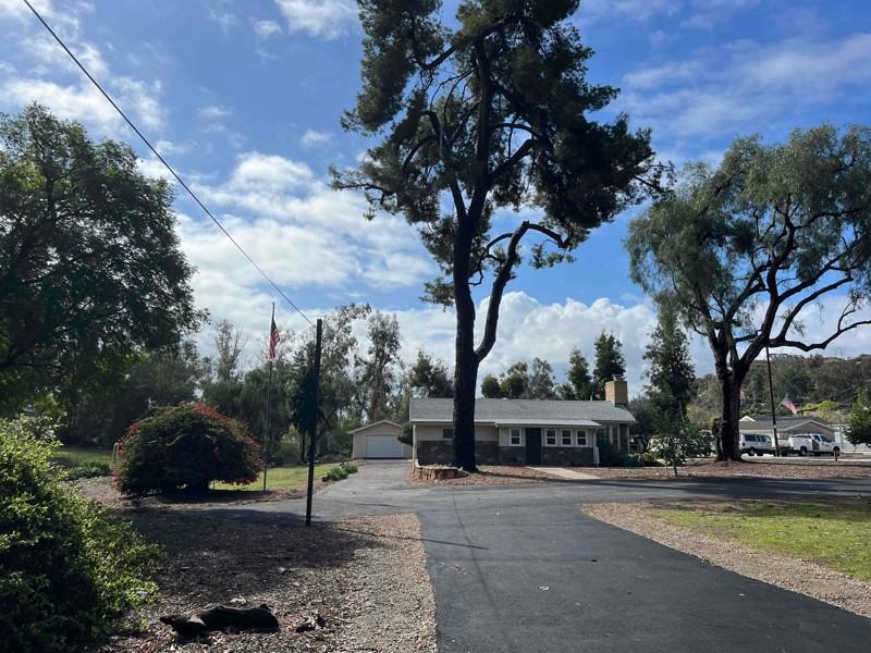 11457 Manzanita Rd - Photo 2 of 20