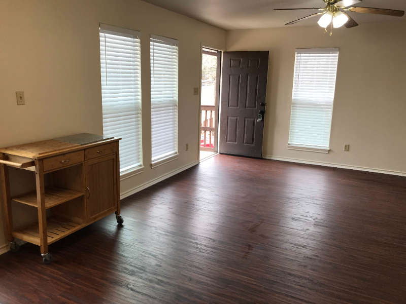 1217 Oak Dr #101 - Photo 6 of 17