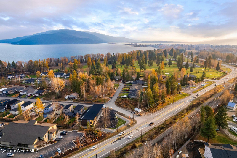 50 Carnelian Ave #104 - Photo 7 of 8