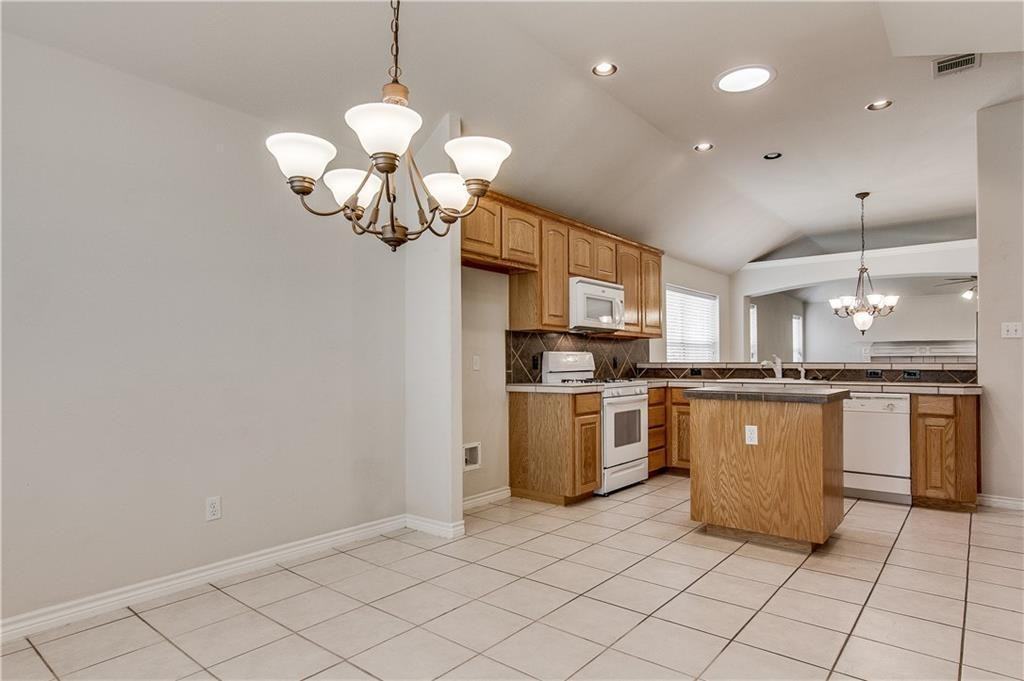 2900 Flower Hill Dr - Photo 3 of 25