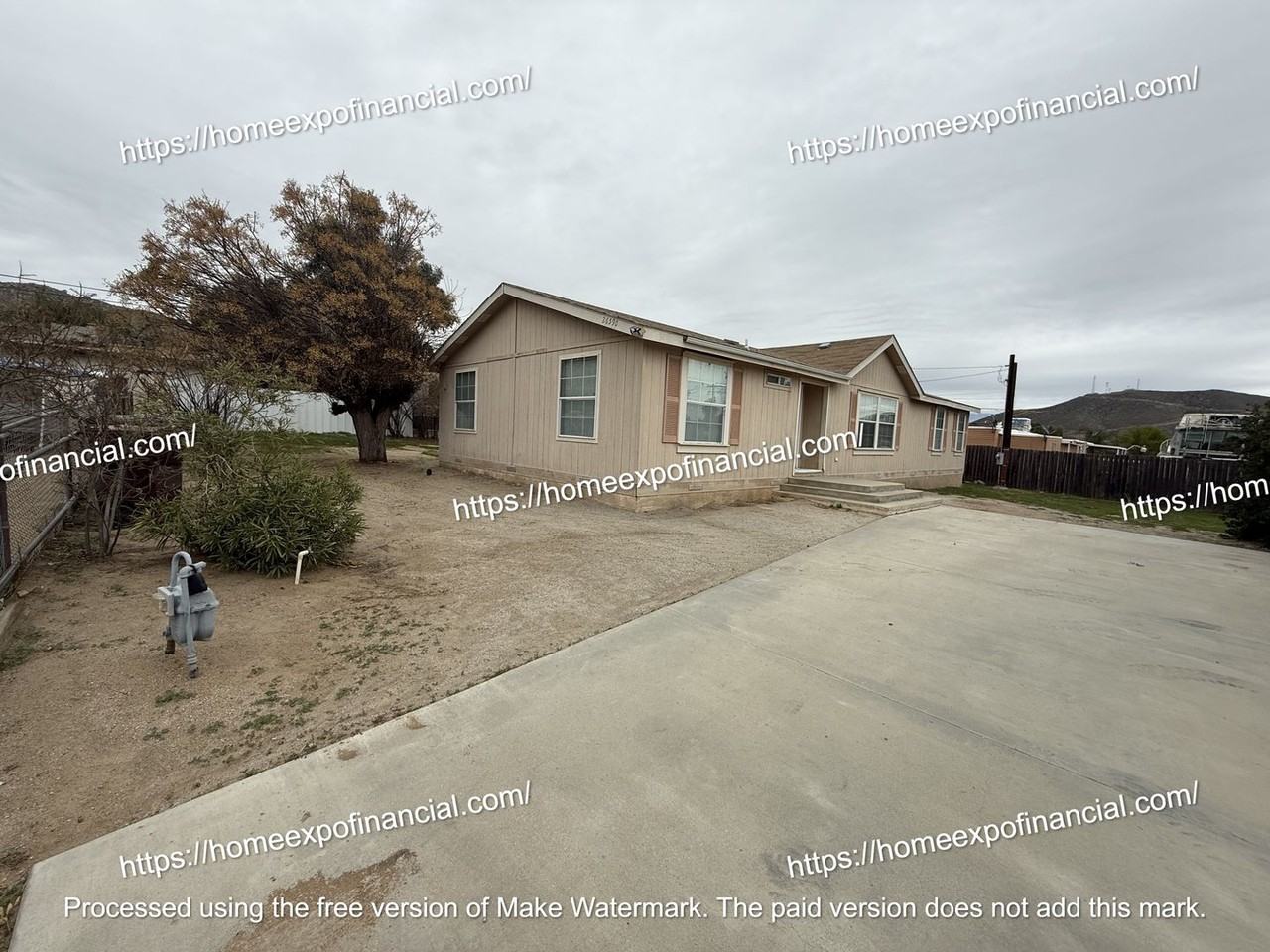 26590 Franklin Ave - Photo 3 of 44