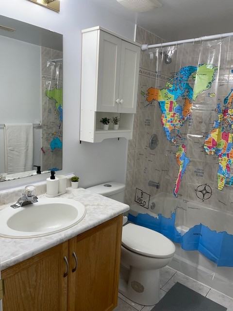 56 Centrepointe Drive - Photo 3 of 8