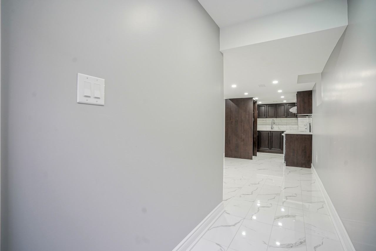 27 Braddock Drive - Photo 3 of 14
