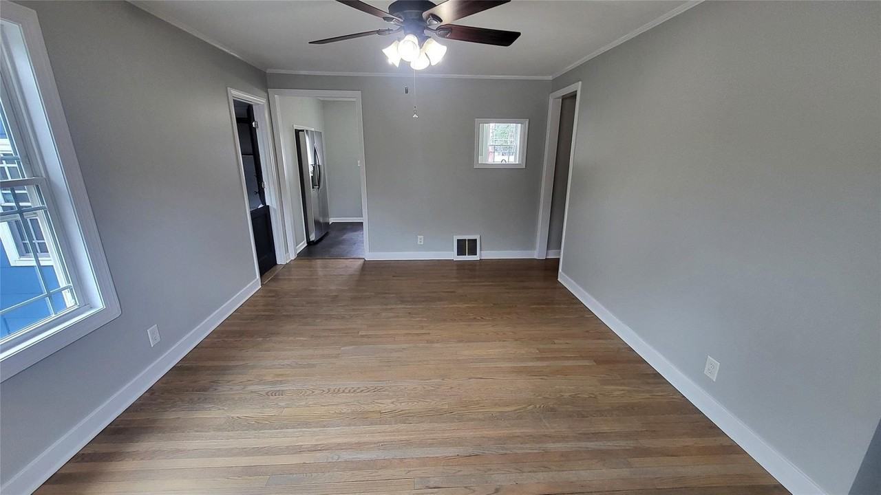 310 Spackenkill Road - Photo 6 of 28