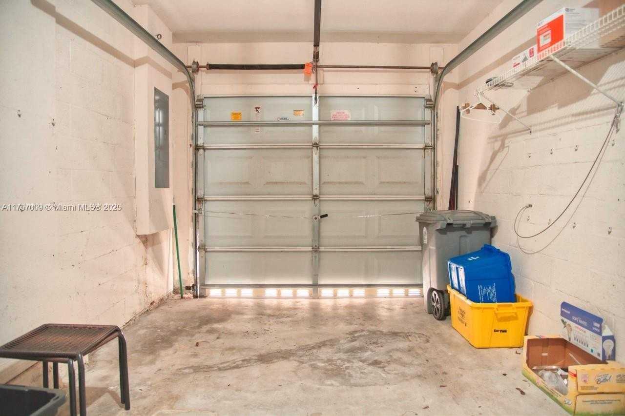 16147 Sierra Palms Dr - Photo 7 of 21