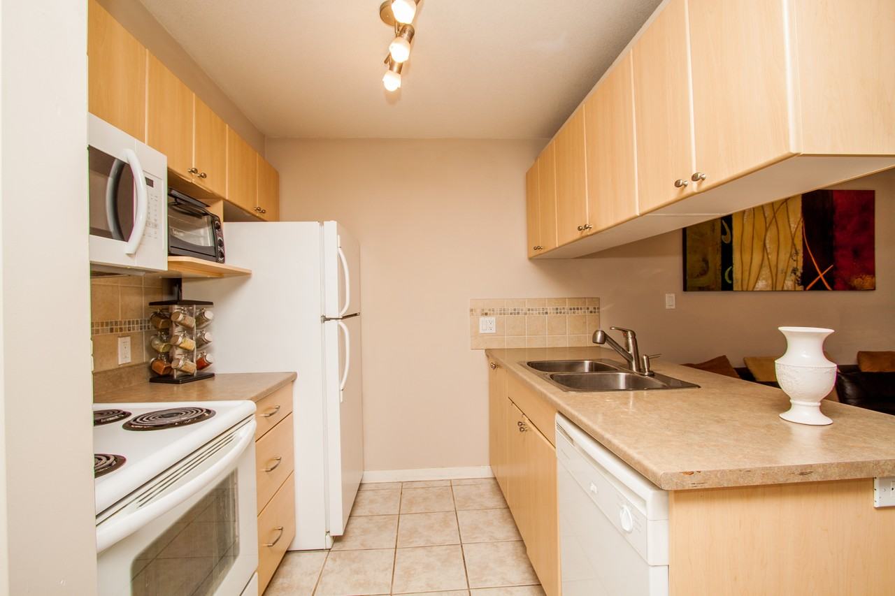 2891 East Hastings Street ##309 - Photo 7 of 14