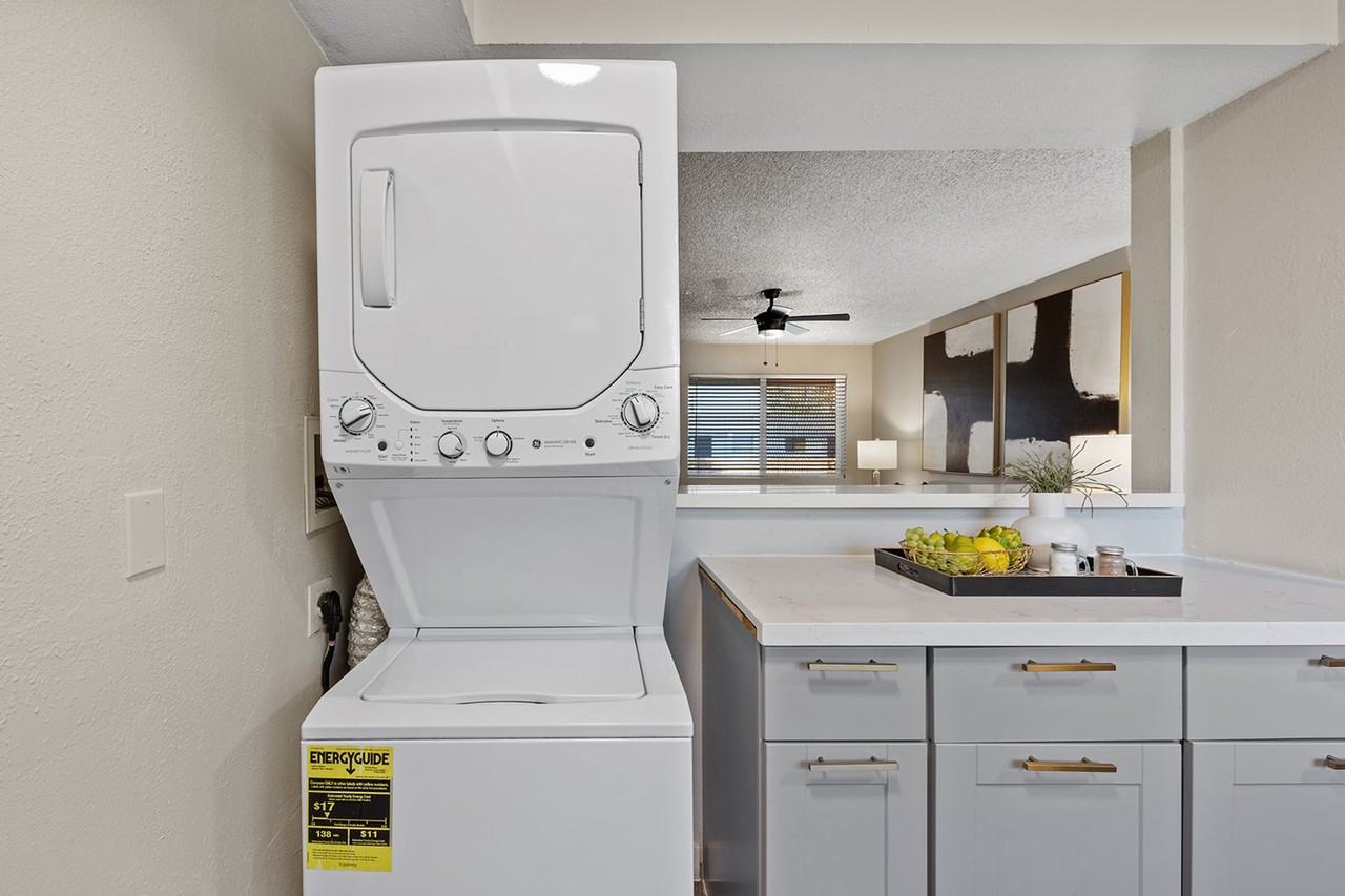 Camelback Village - Photo 4 of 50