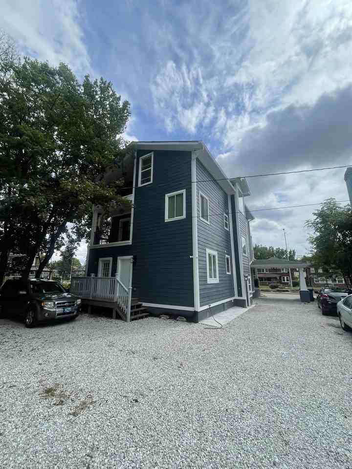 806 E38 - Photo 5 of 33