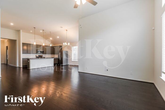 12450 Ashgrove Point Dr - Photo 3 of 16