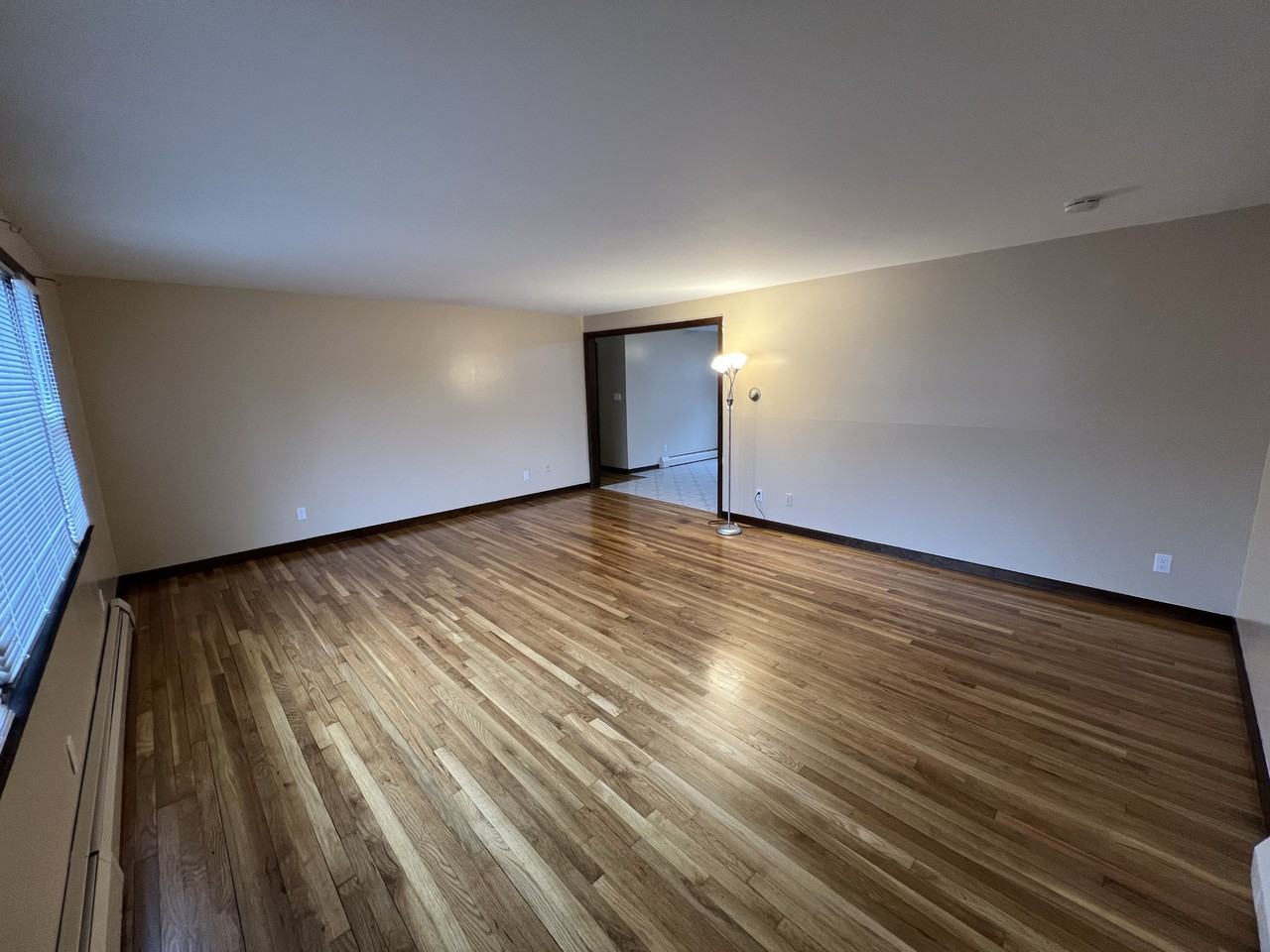 14 Crescent St - Photo 3 of 14