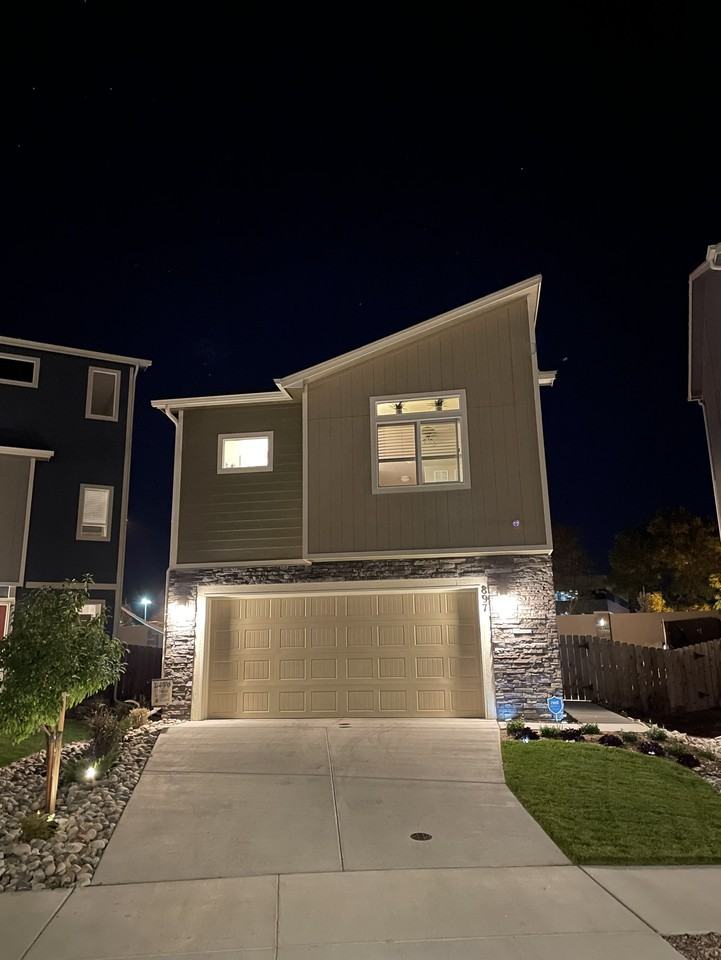 897 Grissom Dr #NA - Photo 4 of 34