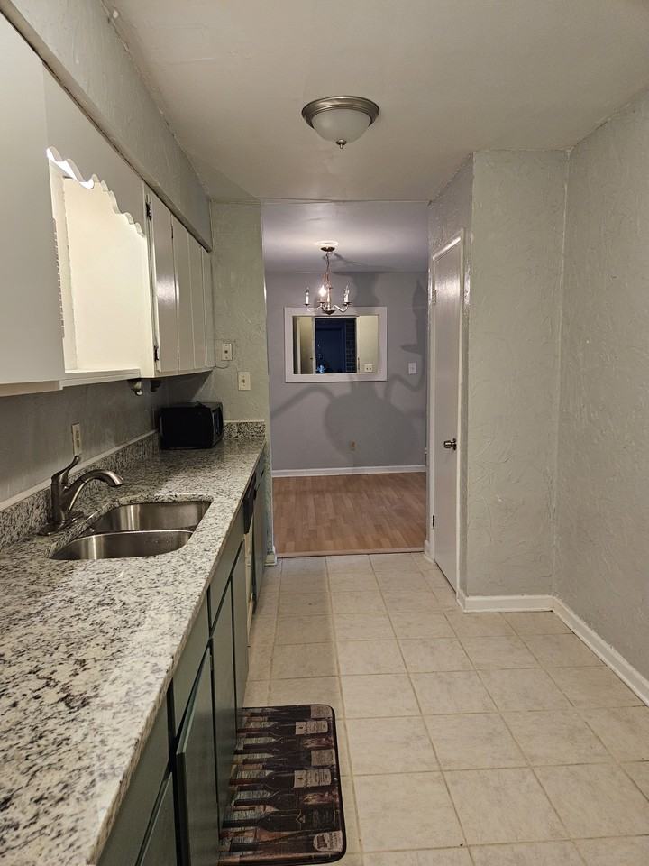 1291 Schaub Drive #B - Photo 4 of 17