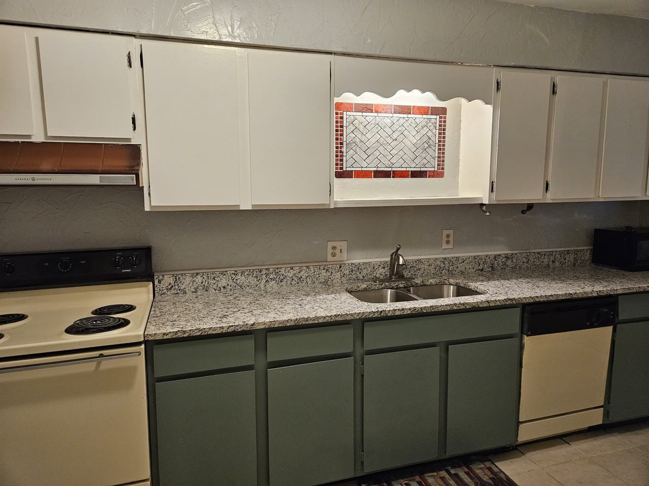 1291 Schaub Drive #B - Photo 5 of 17