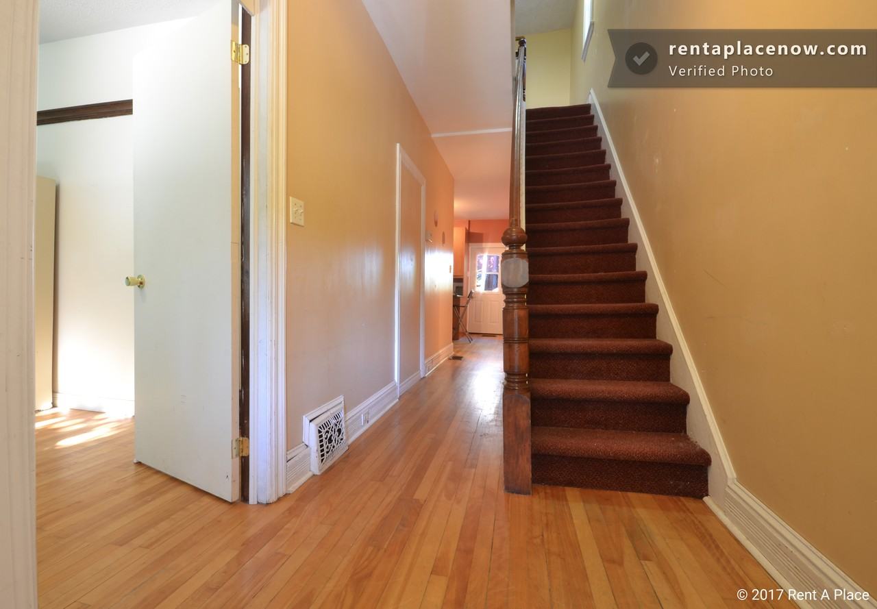 351 Chapel Street - Photo 5 of 29