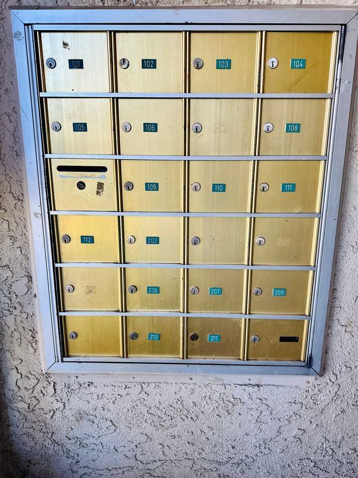 6545 Hazeltine Ave. Van Nuys, CA. 91401 - Photo 4 of 22