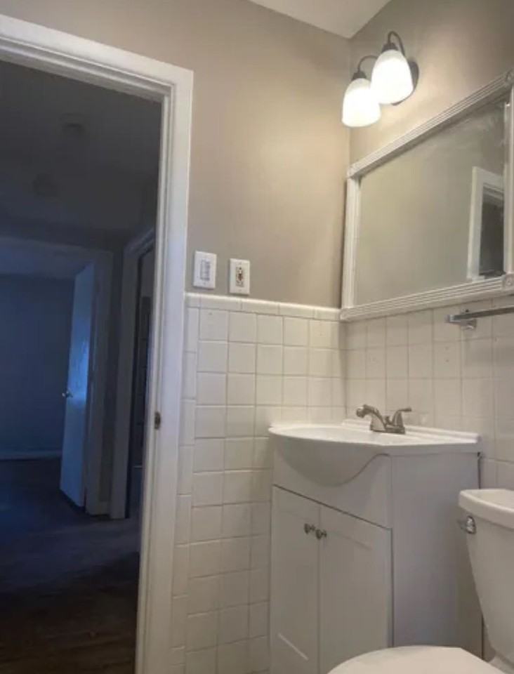 4615 Detroit Ave - Photo 7 of 12