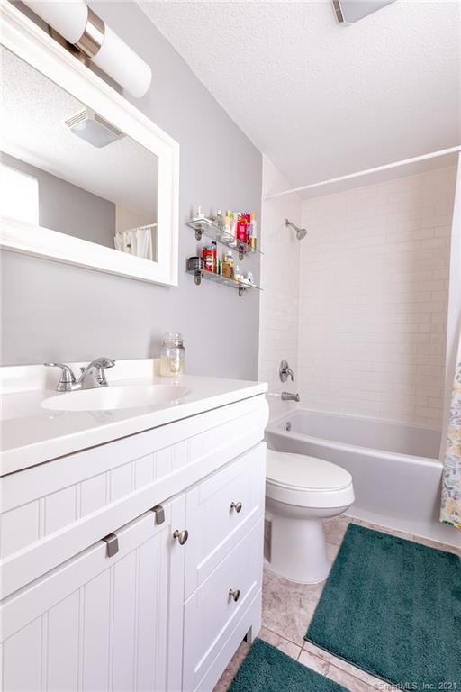 173 Beach Street New Britain #1 - Photo 5 of 18