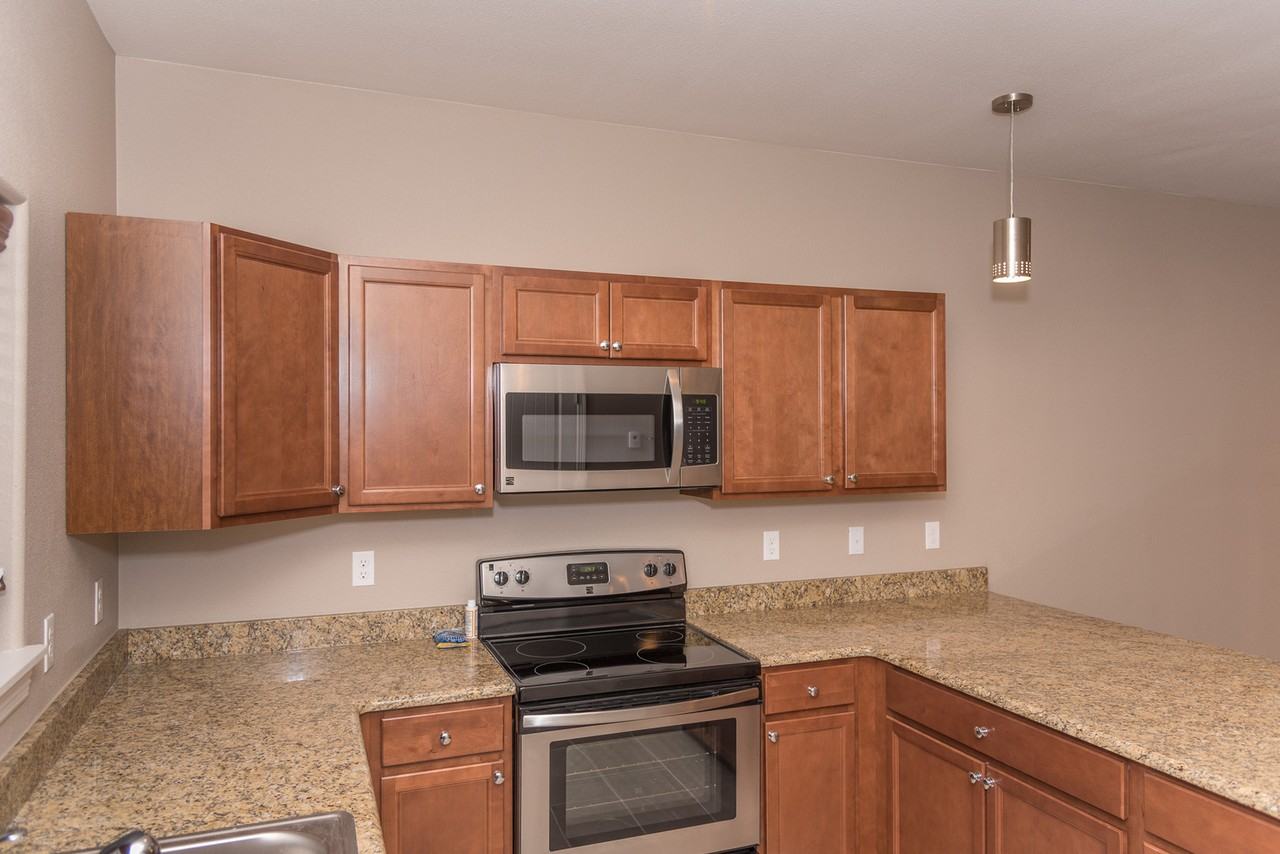 ALA-Murphy Apartments - Photo 3 of 18