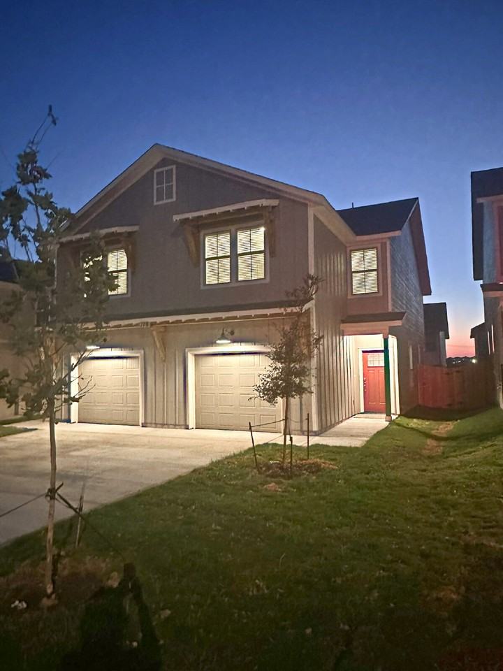 7711 Briarwood Pass #102