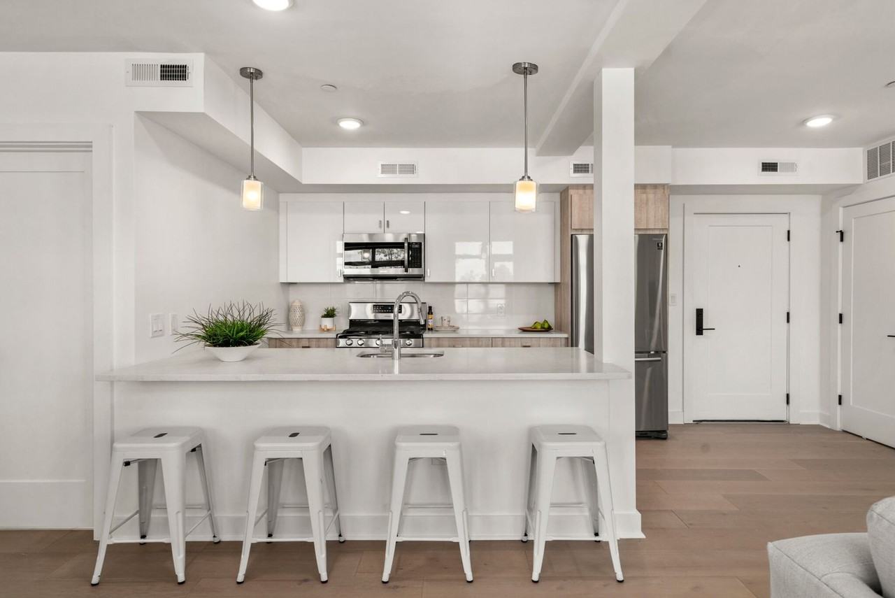 The Bennington in Eastie - Photo 4 of 28