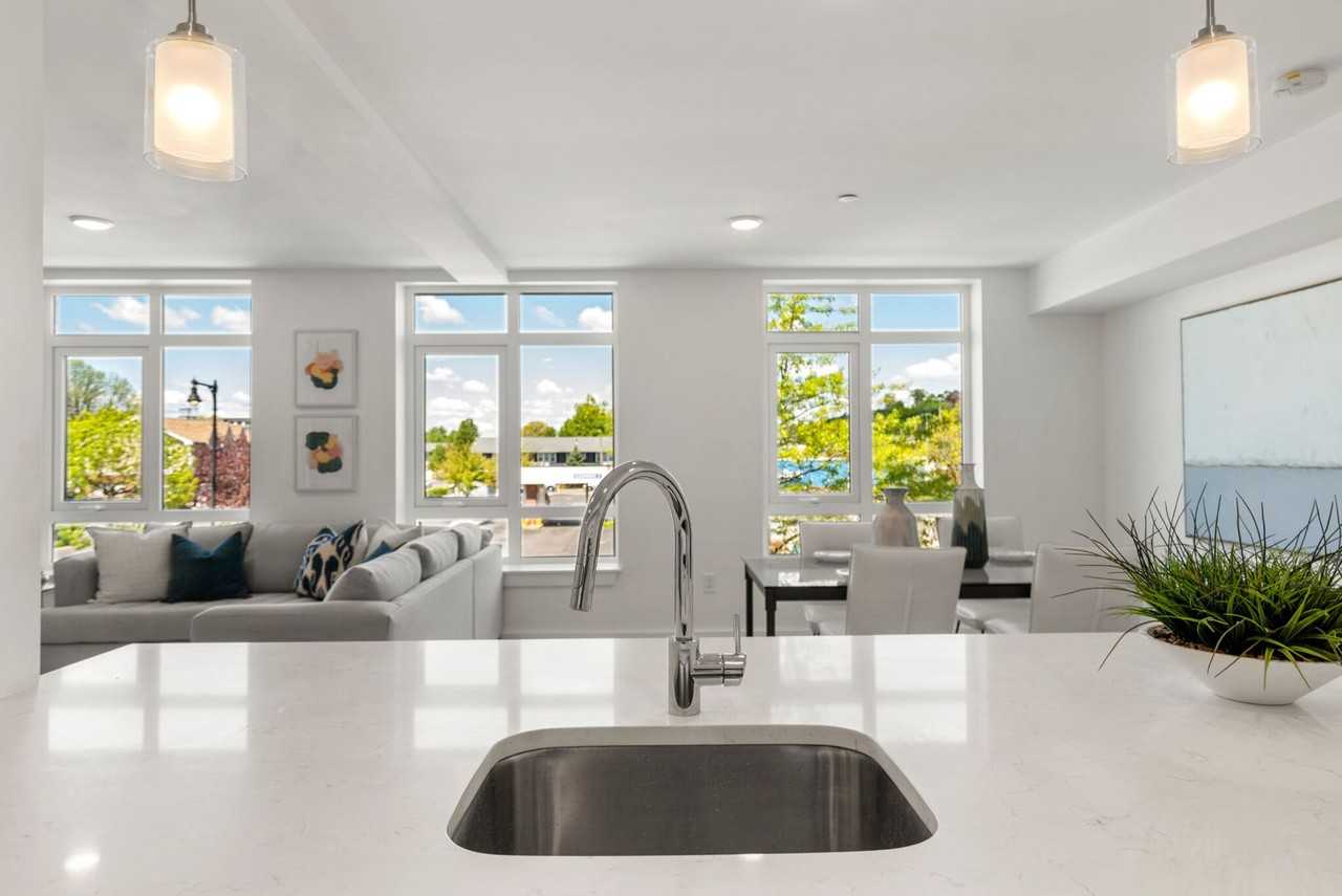 The Bennington in Eastie - Photo 5 of 28