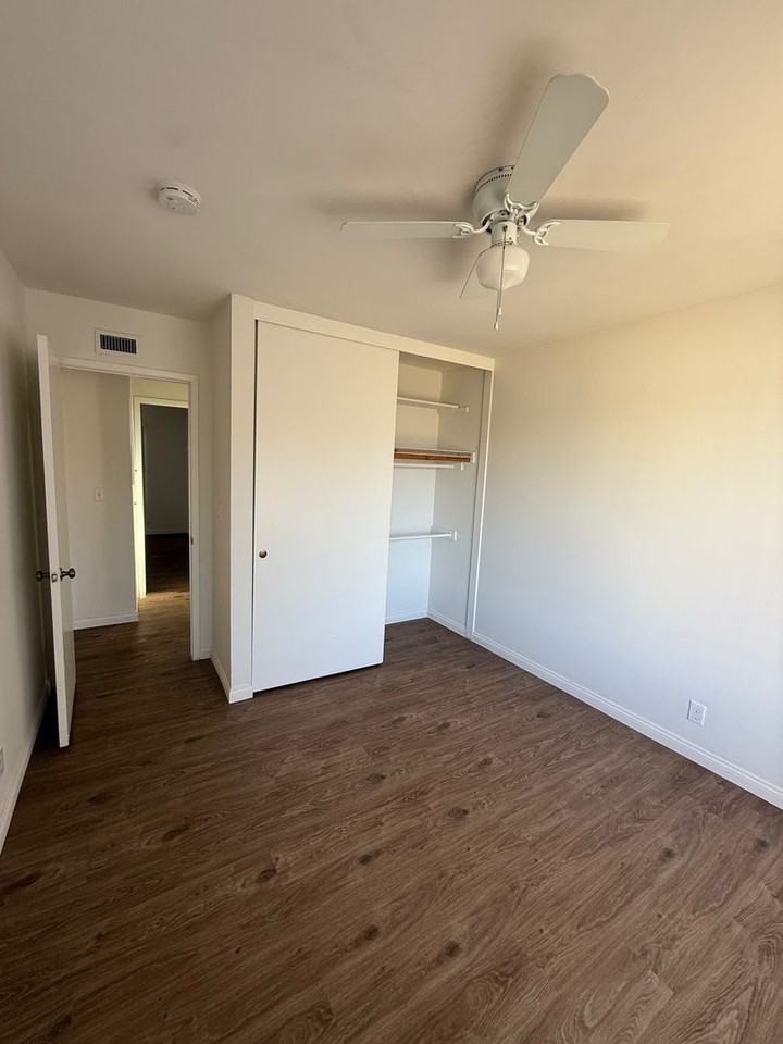 12433 Robison Blvd - Photo 3 of 16