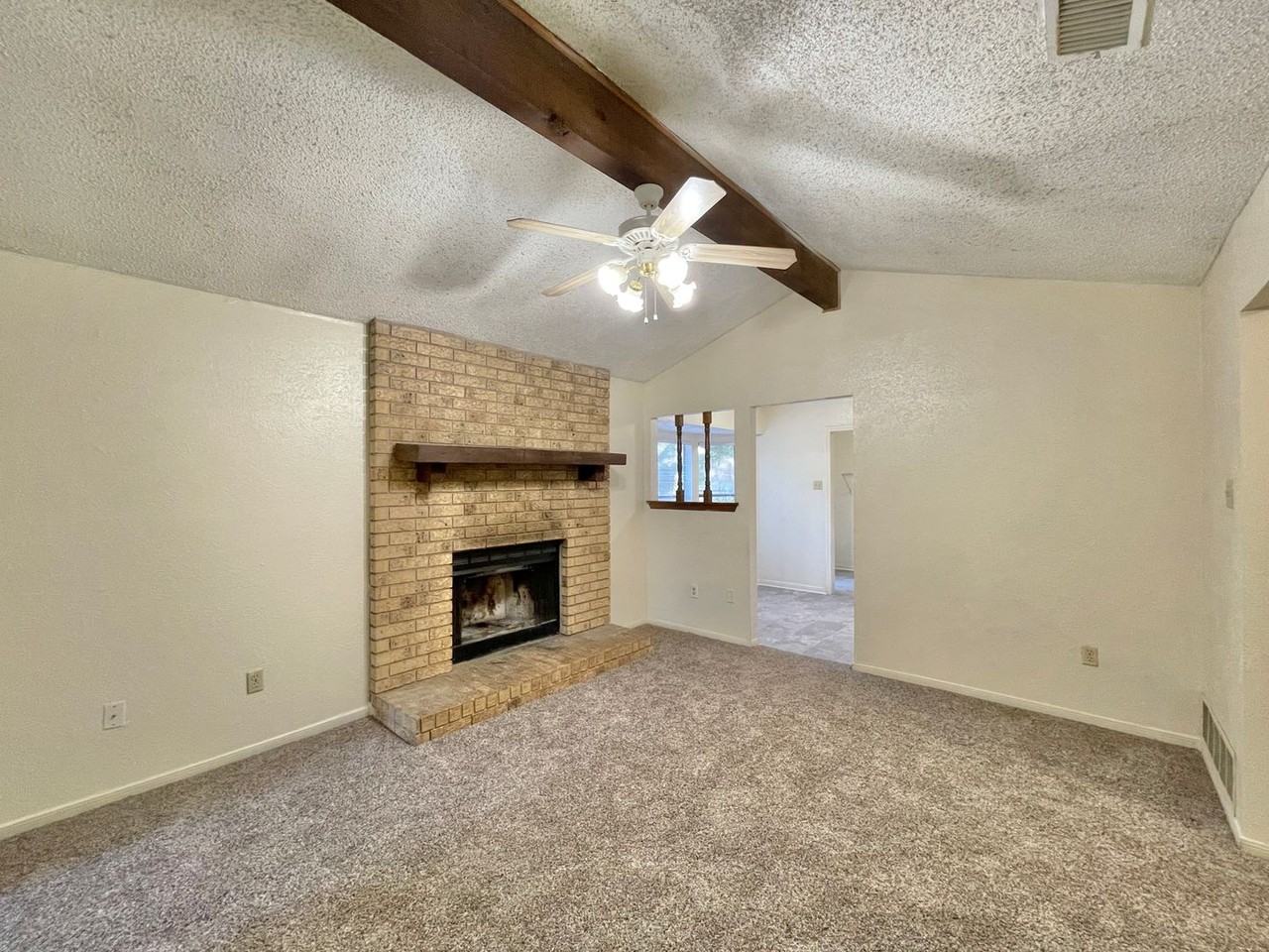 2402 Kirk Cir - Photo 3 of 30