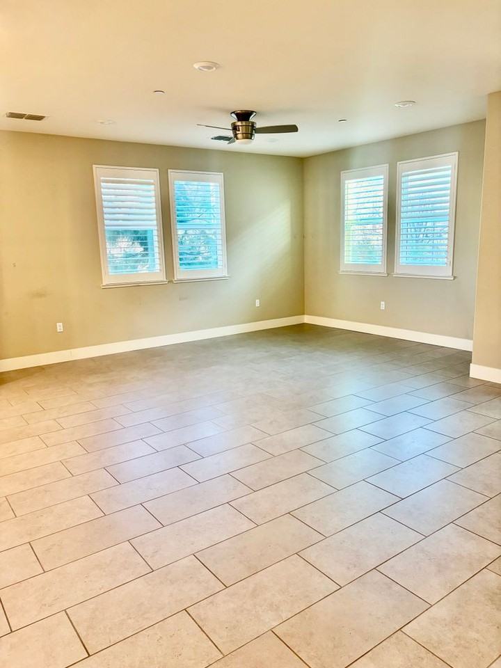 3062 Maguire Way - Photo 7 of 33