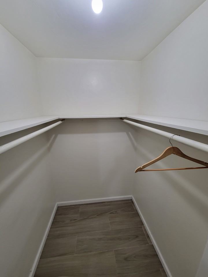 1821 N 17th Ct #26 - Photo 7 of 14