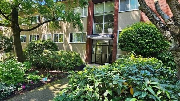 1305 Jervis Street #7A