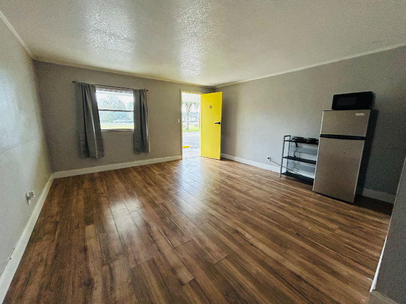 553597 Us Hwy #16 - Photo 2 of 4