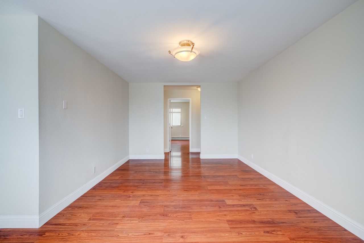 2550 Sloat Boulevard - Photo 4 of 14