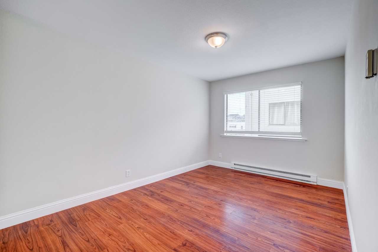 2550 Sloat Boulevard - Photo 5 of 14