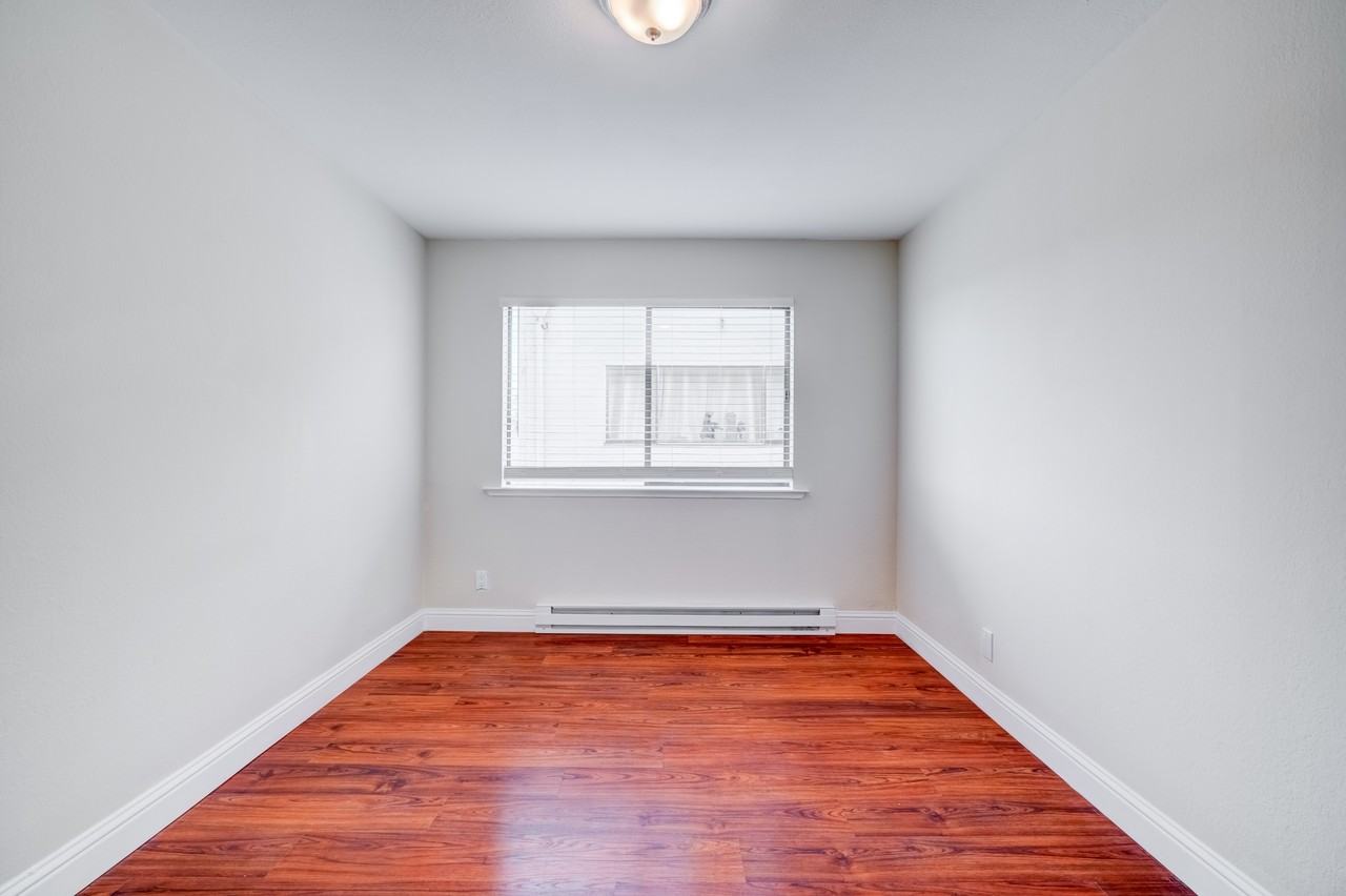 2550 Sloat Boulevard - Photo 6 of 14