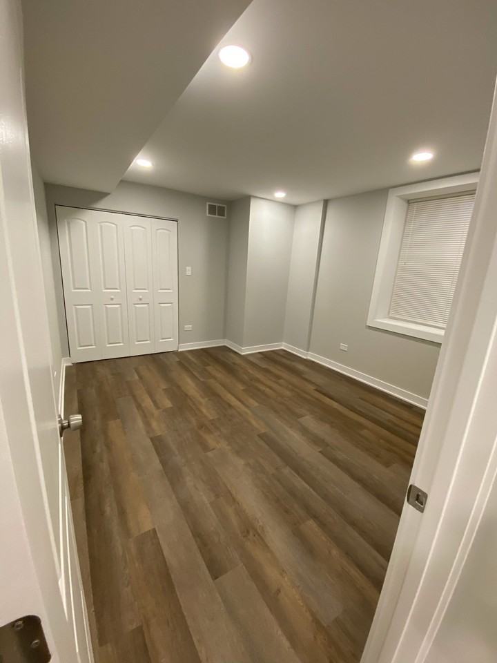 1932 North Keeler Avenue - Photo 3 of 24