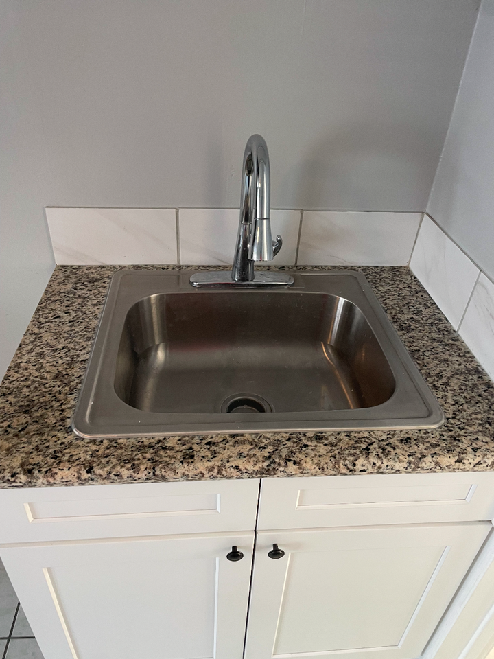 6909 Malabar Street - Photo 4 of 11