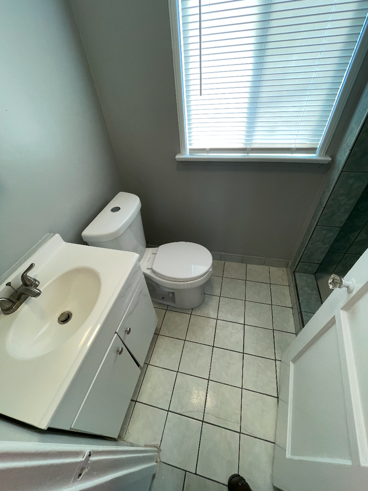 6909 Malabar Street - Photo 5 of 11