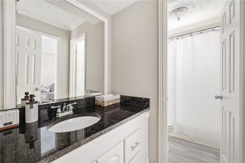 21 Delmont Drive Northeast - Photo 7 of 22