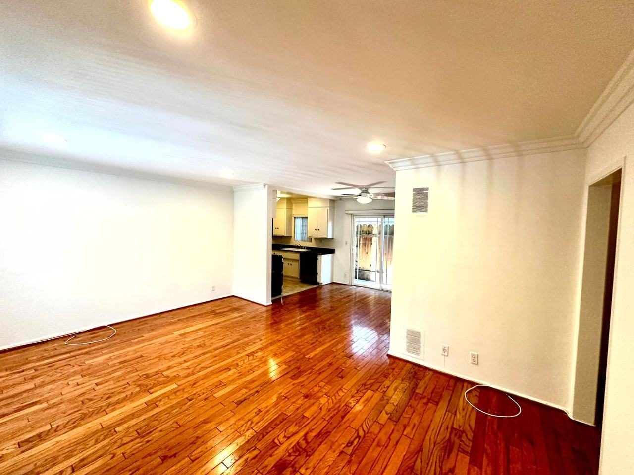 8130 Norton Ave, West Hollywood - Photo 2 of 31