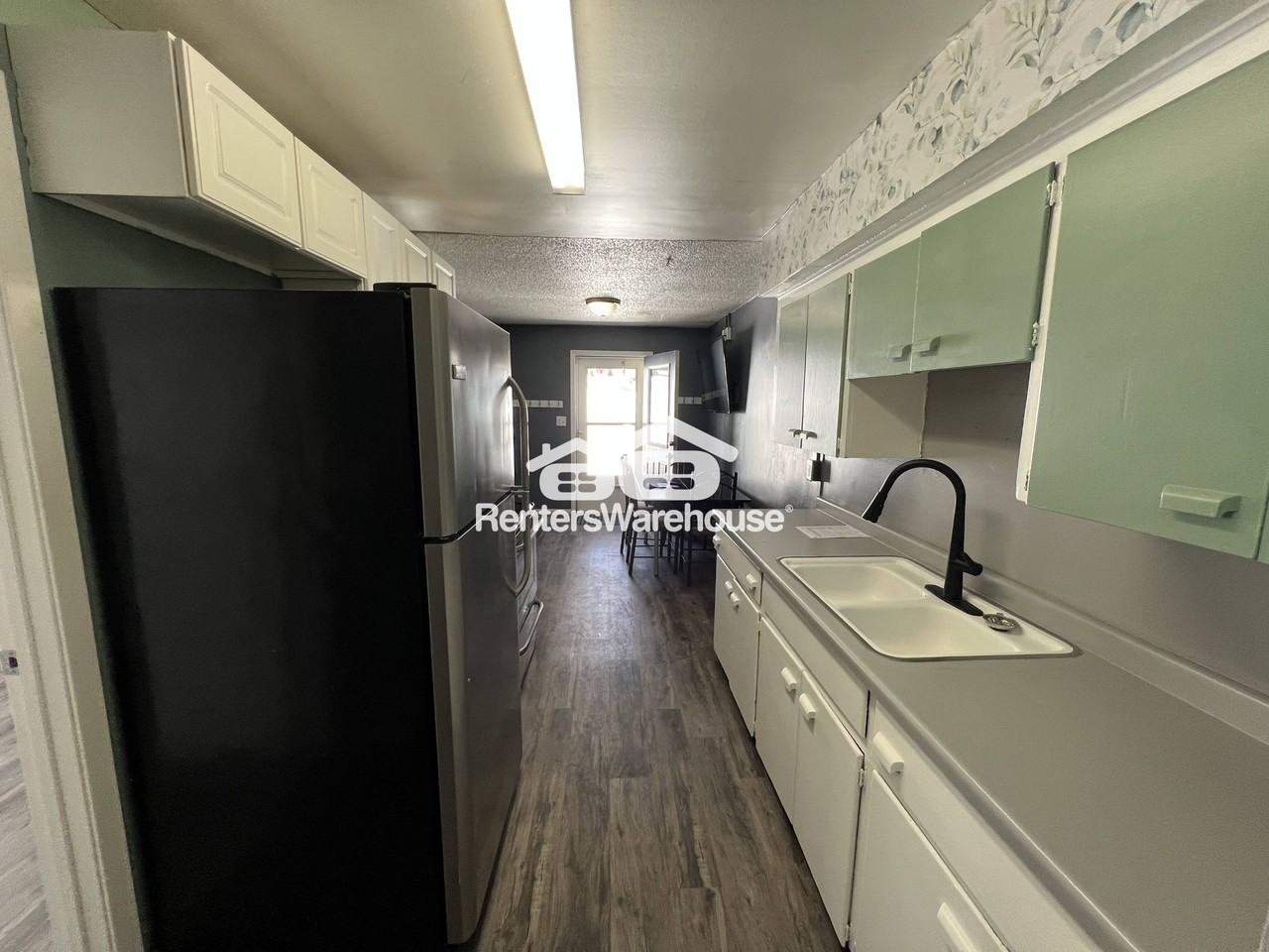 9371 Country Dr - Photo 3 of 22