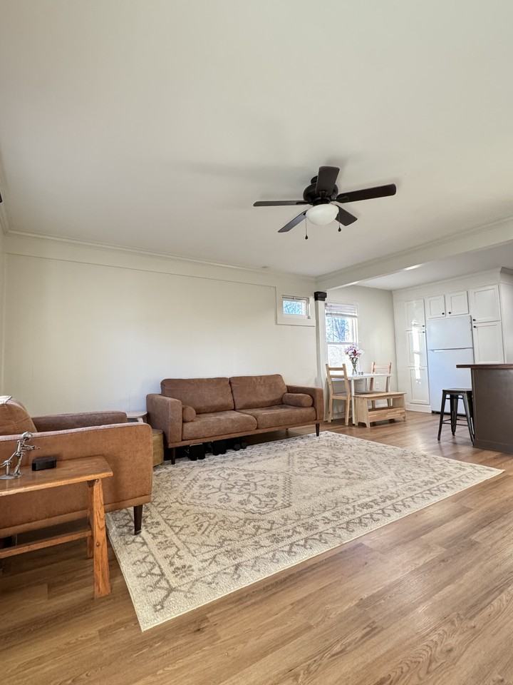 2510 Sherry Rd - Photo 3 of 16