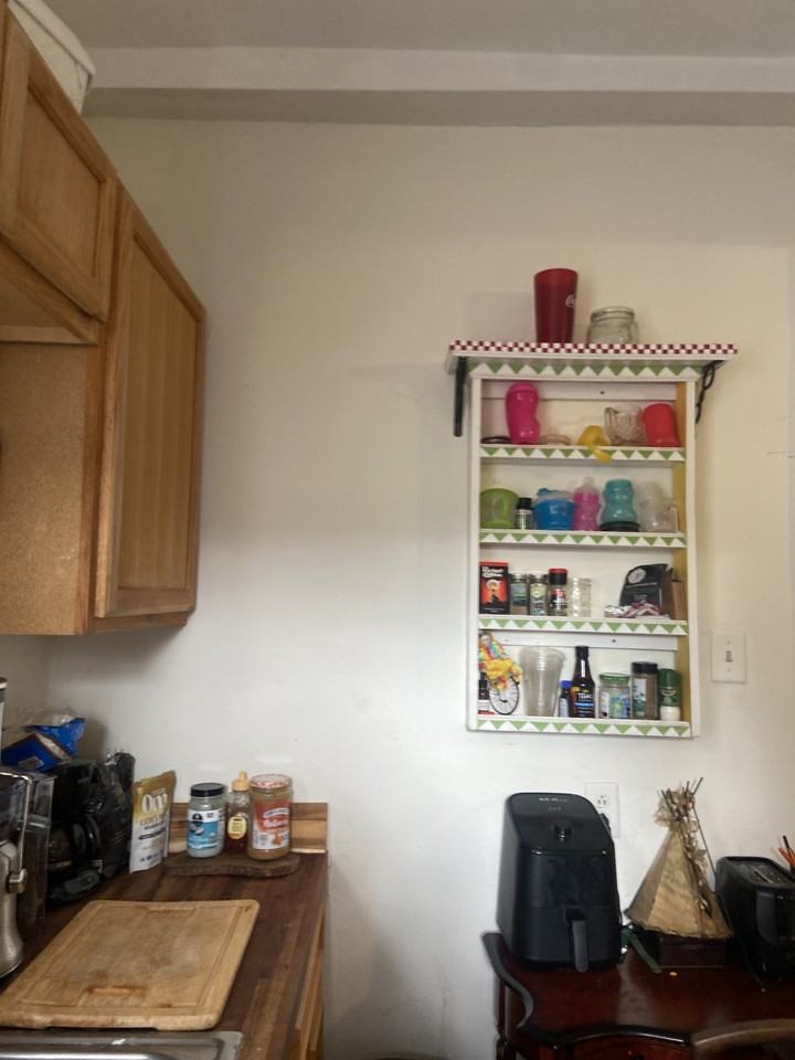 2504 Esplanade Ave - Photo 5 of 11