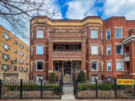 featured image of 6719 N Sheridan Rd #3N