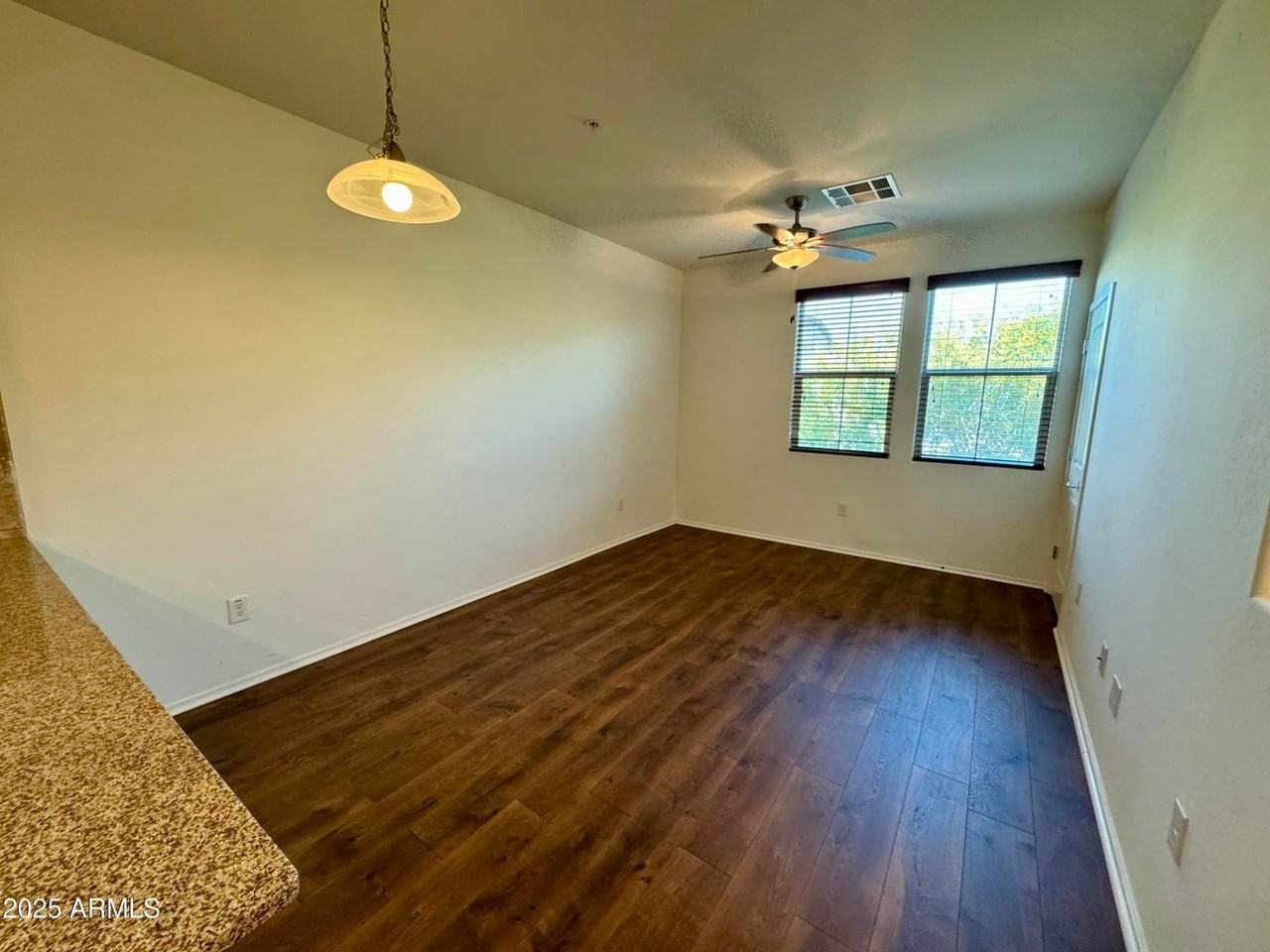 2330 E Huntington Dr - Photo 5 of 22